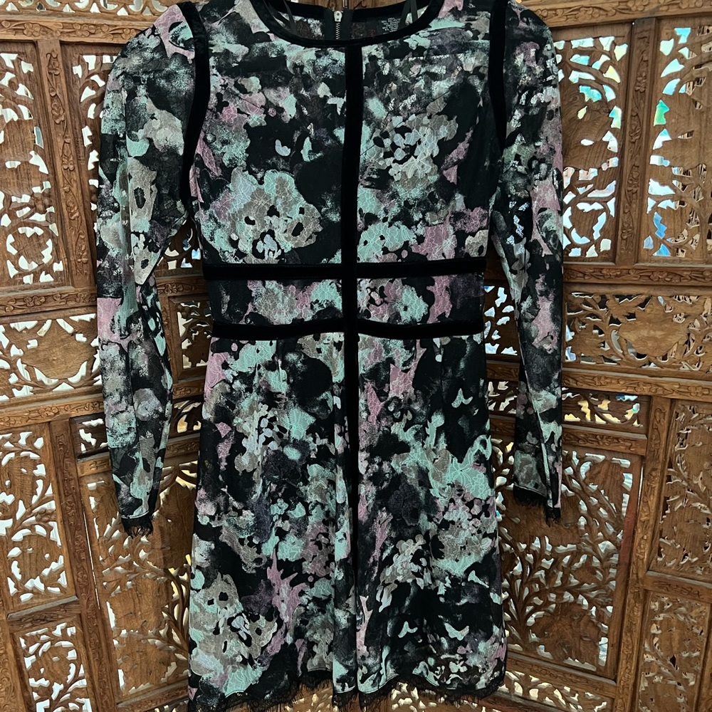 Floral Print Long-sleeved Midi Dress